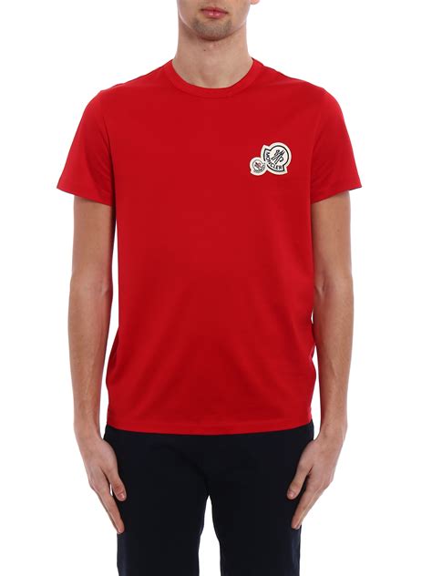 T-shirts Moncler - Logo patch red cotton T-shirt - D109180325008390Y448