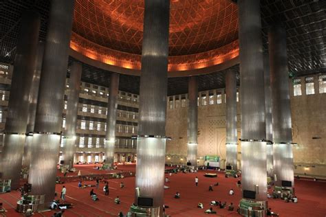 Istiqlal Mosque in Jakarta | Jakarta100bars Nightlife Reviews - Best Nightclubs, Bars and Spas ...