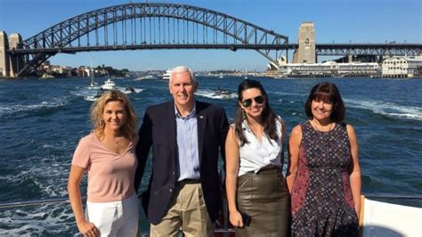 Mike Pence takes a break from diplomacy to go sightseeing in Sydney ...