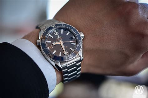 Smaller is Better? Case study with the 39.5mm Omega Seamaster Planet ...