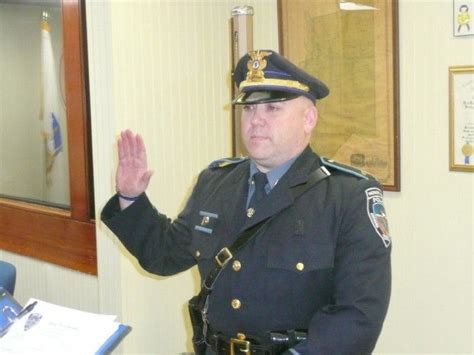 Seekonk police officer promoted to sergeant | Seekonk | thesunchronicle.com