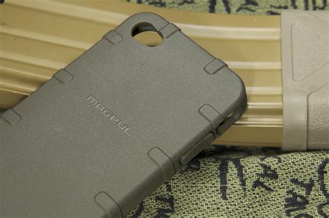 Magpul Executive Field Case For iPhone 4/4S | TacticalTwo