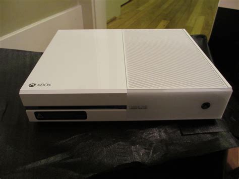 Xbox One white console appears on eBay at $2,700 - VG247