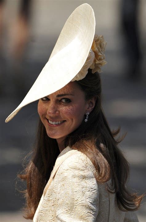 Spectacular Glimpses: Royal Wedding Hats at Zara-Mike Tindall Wedding ...