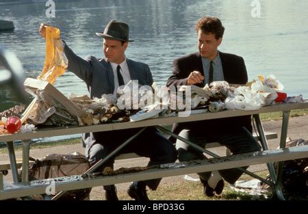 DRAGNET (1987) DAN AYKROYD, TOM HANKS DRGT 003 Stock Photo - Alamy