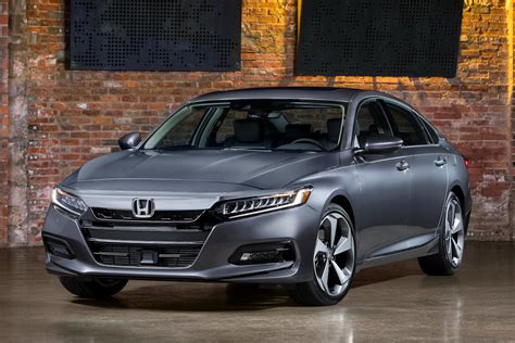 2019 Honda Accord Images