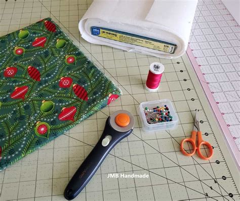 Easy Placemat Sewing Tutorial - JMB Handmade | Sewing tutorials, Simple sewing tutorial ...