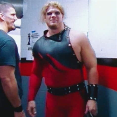 Rare photo of Kane unmasked, backstage in the 90's : SquaredCircle