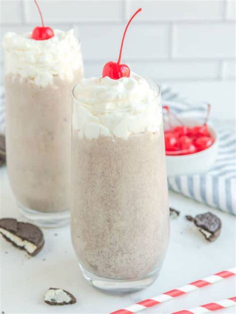 Chick Fil A Cookies and Cream Milkshake Copycat Recipe - CopyKat Recipes