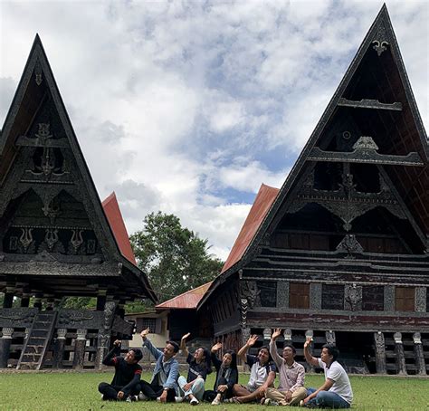 Bukit Holbung Samosir: Lokasi, Tiket Masuk, dan Jam Buka