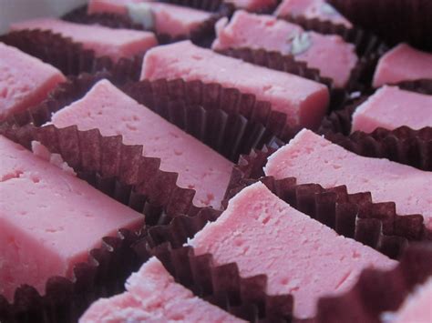 Chef Tess Bakeresse: Homemade Strawberry Almond Milkshake Fudge Mix and Peanut Butter Fudge Mix ...