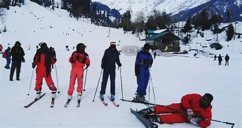 Skiing in Solang Valley | Solang Valley Sports Center