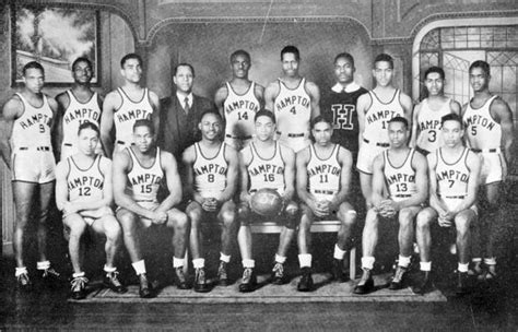 Hampton University basketball team (1937) - Vintage Sports Pictures