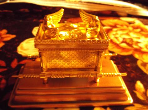 Ark Of The Covenant replica by godofwarlover on DeviantArt