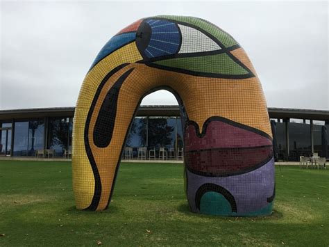 Point Leo Estate Sculpture Park (Merricks) - Art