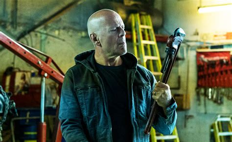 Review: Eli Roth's Death Wish Remake Never Justifies Its Existence