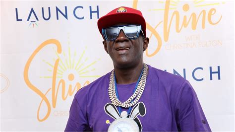 How old is Flavor Flav? Rapper's mugshot goes viral after he is ...