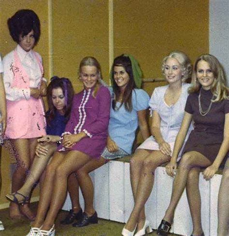 straight-out-of-the-60s - found photos of women in the 1960s 1960s ...