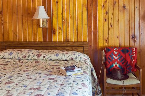 Apgar Village Lodge & Cabins: Stay Inside Glacier National Park