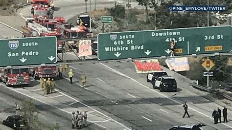 Los Angeles Freeway Sign - Mendekar