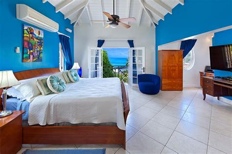 Beachfront villa rentals in the Caribbean | Top Villas