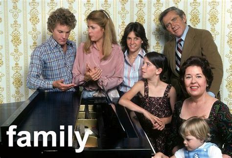 FAMILY 1976 TV Series. Gary Frank, Meredith Baxter Birney, Kristy ...