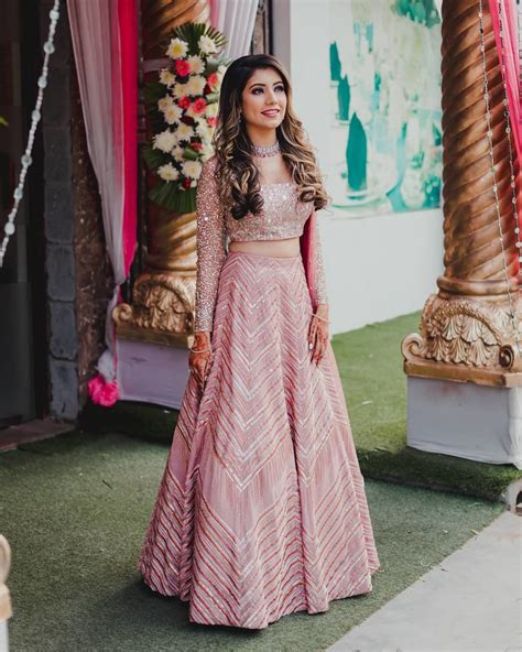 These pretty pink bridal lehengas have made us fall in love Indian ...