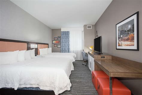 Hampton Inn & Suites Denver-Downtown in Denver, CO (Hotels & Motels ...