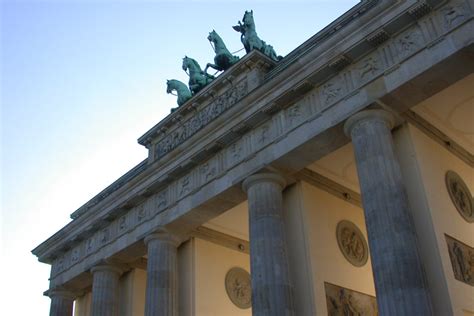 See the Brandenburg Gate (Brandenburger Tor) - things to do in Berlin ...