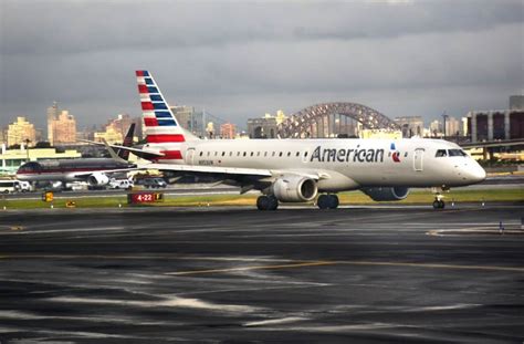 American Airlines' Embraer E190s Get A Stay Of Retirement - Simple Flying