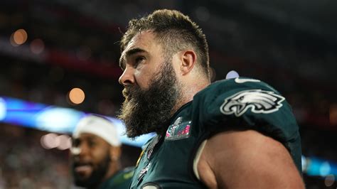 Jason Kelce retirement announcement: Philadelphia Eagles star center tells teammates he's ...