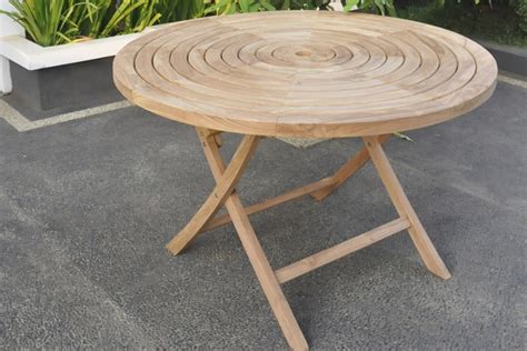 Teak Ripple Round Folding Table – Exhibition Teak