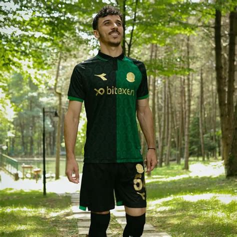 Sakaryaspor AS 2023-24 Home Kit