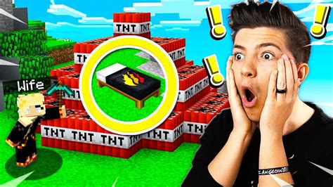 I BEAT PRESTONPLAYZ IN MINECRAFT BED WARS! - YouTube