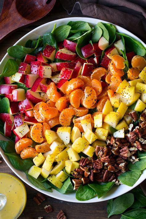 spinach salad with feta cheese and mandarin oranges