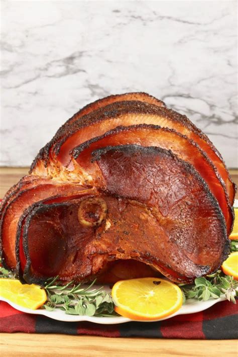 Maple Glazed Ham {Holiday Recipe} - Miss in the Kitchen