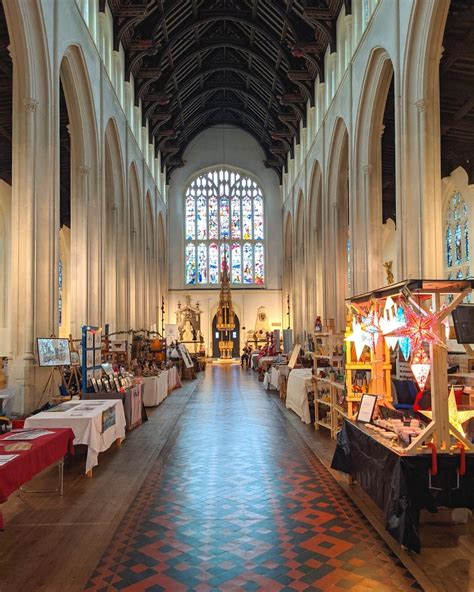 Stall Holders Cathedral Christmas Market | St Edmundsbury Cathedral