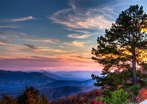 View from the Pine Tree Overlook (Blue Ridge Mountains, Virginia) 🇺🇸 | Blue ridge mountains ...