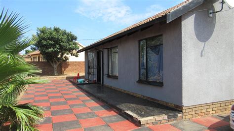 3 Bedroom House for Sale For Sale in Soshanguve - Private Sa