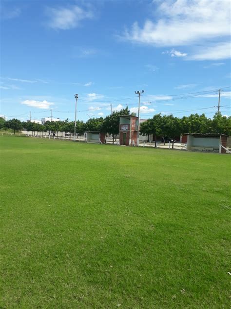 BLOG DO TOSCANO NETO: Gramado do Campo de Futebol do Povoado Juazeiro ...