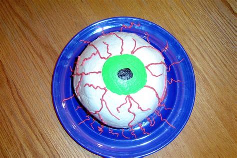 Eyeball Cake - CakeCentral.com