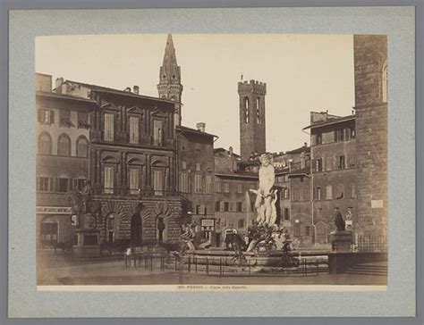 Firenze-Plazza della Signoria free public domain image | Look and Learn