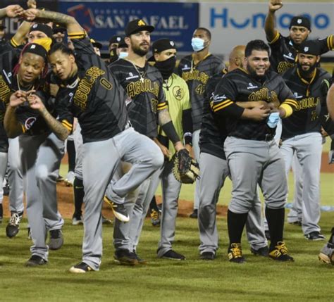 SE CORONAN ÁGUILAS CIBAEÑAS - Puro Beisbol