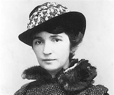 Margaret Sanger Biography - Facts, Childhood, Family Life & Achievements