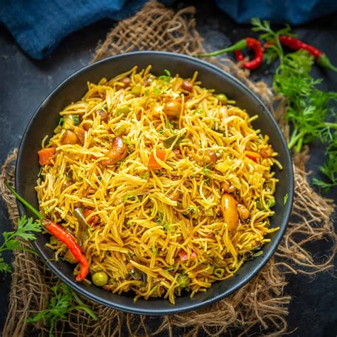 Semiya Upma Recipe I Vermicelli Upma (Step by Step) - Whiskaffair