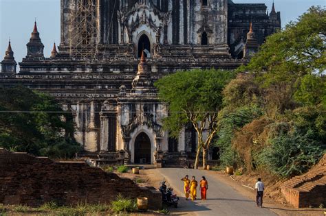 Myanmar Is Restoring Temples to Rebuild its Heritage - The New York Times