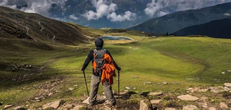 Bedni Bugyal Trek Images – Asia’s Largest Grassland – Mountaing Traveller