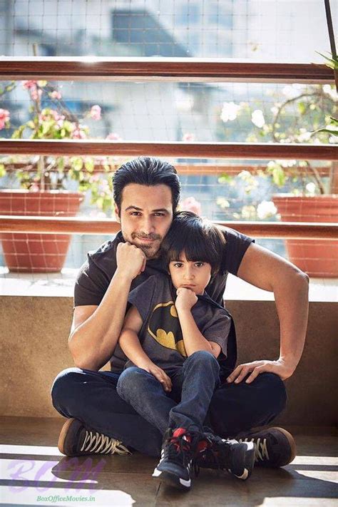 Emraan Hashmi with his son Ayaan Hashmi photo - Emraan Hashmi with his son Ayaan Hashmi picture