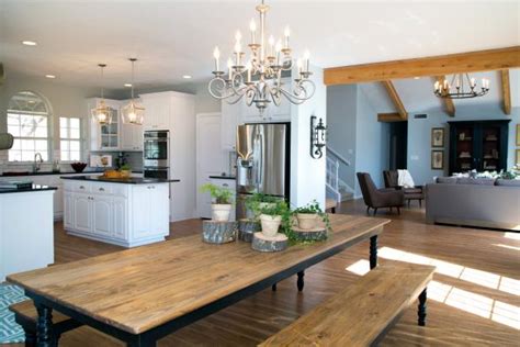 Fixer Upper: An Updated Farmhouse for a Growing Family | HGTV's Fixer Upper With Chip and Joanna ...