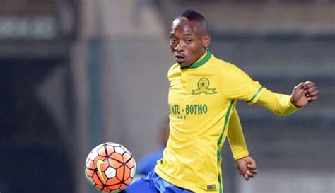 Khama Billiat Finally Leaves Sundowns! - Youth Village Zimbabwe